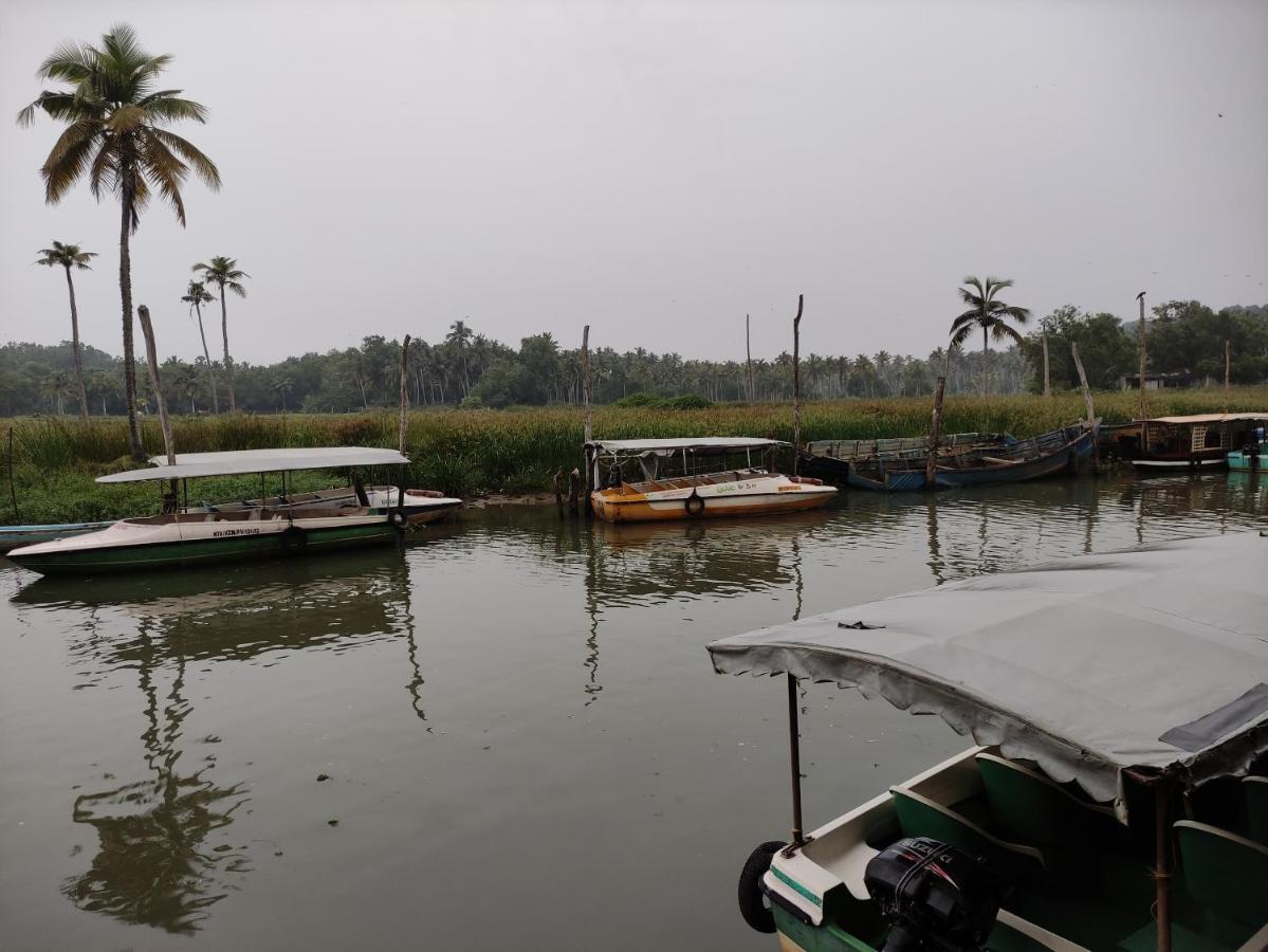 Kayaloram Resort Poovar Exterior foto