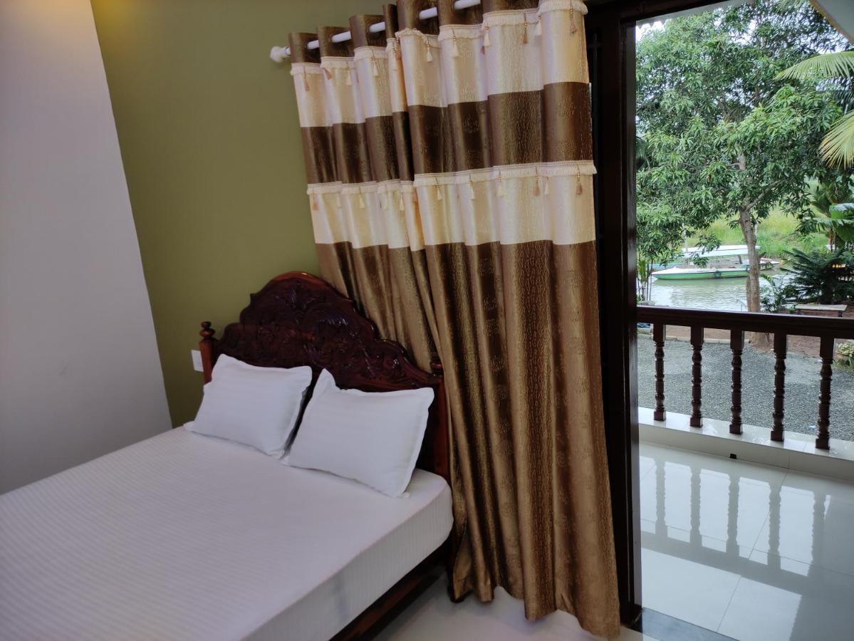 Kayaloram Resort Poovar Exterior foto