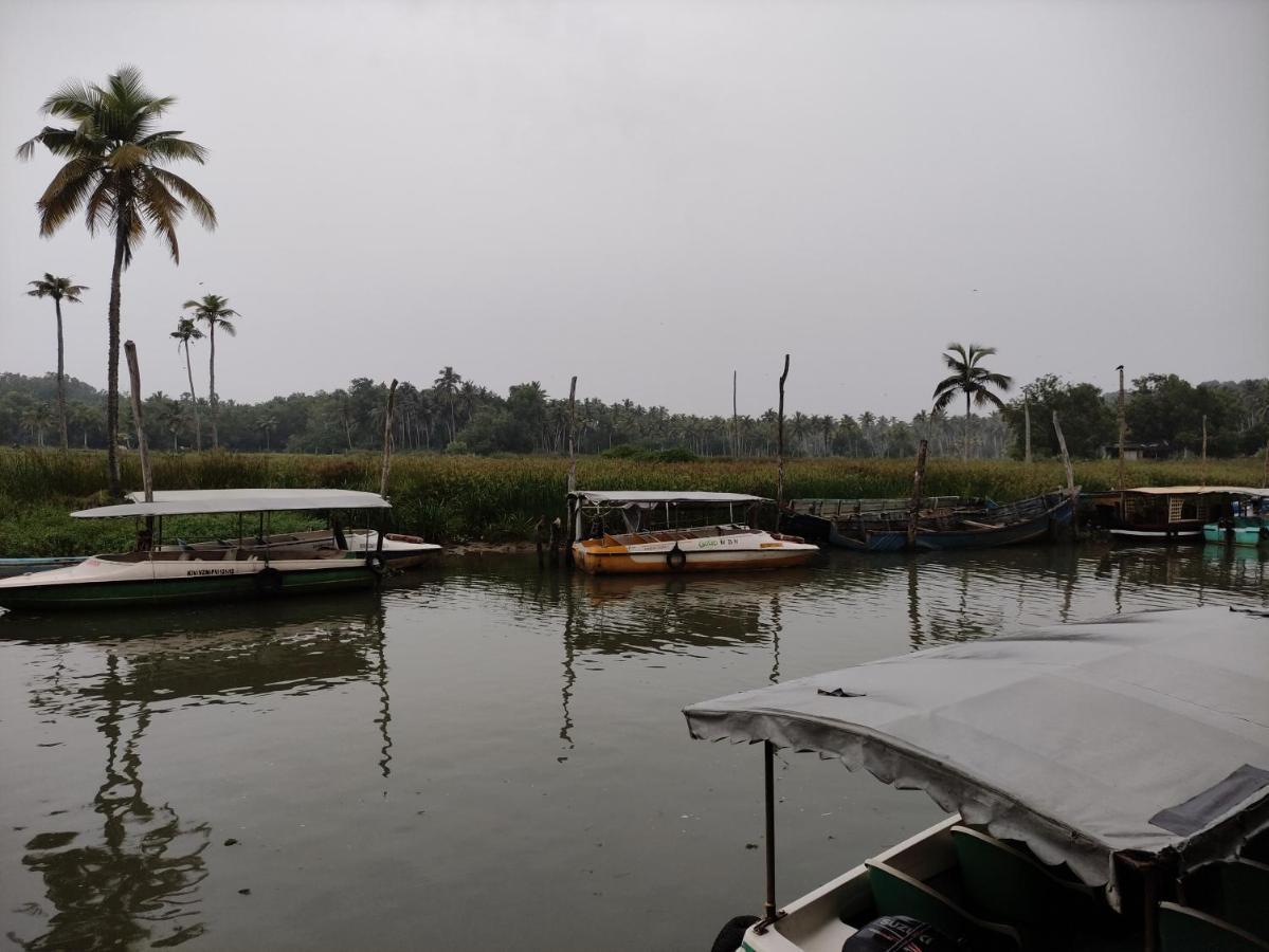 Kayaloram Resort Poovar Exterior foto
