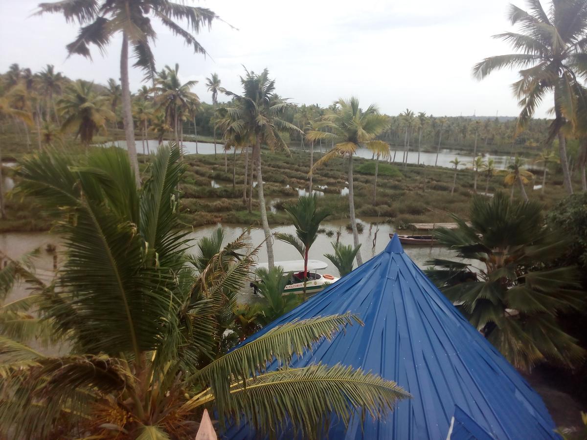 Kayaloram Resort Poovar Exterior foto