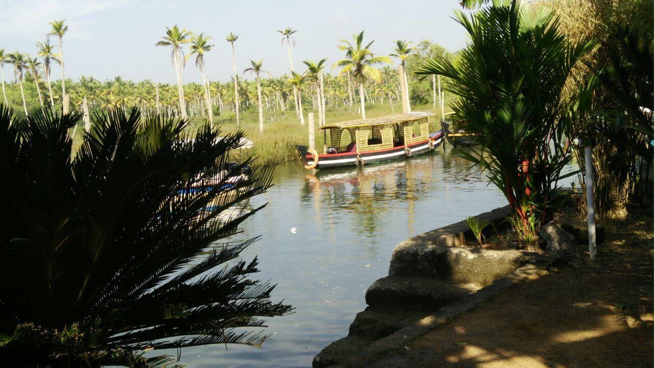 Kayaloram Resort Poovar Exterior foto